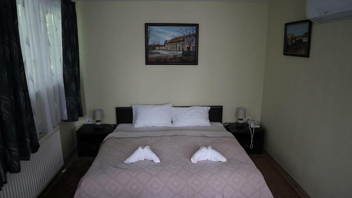 Szlovák Panzió Hotel Bekescsaba Exterior foto