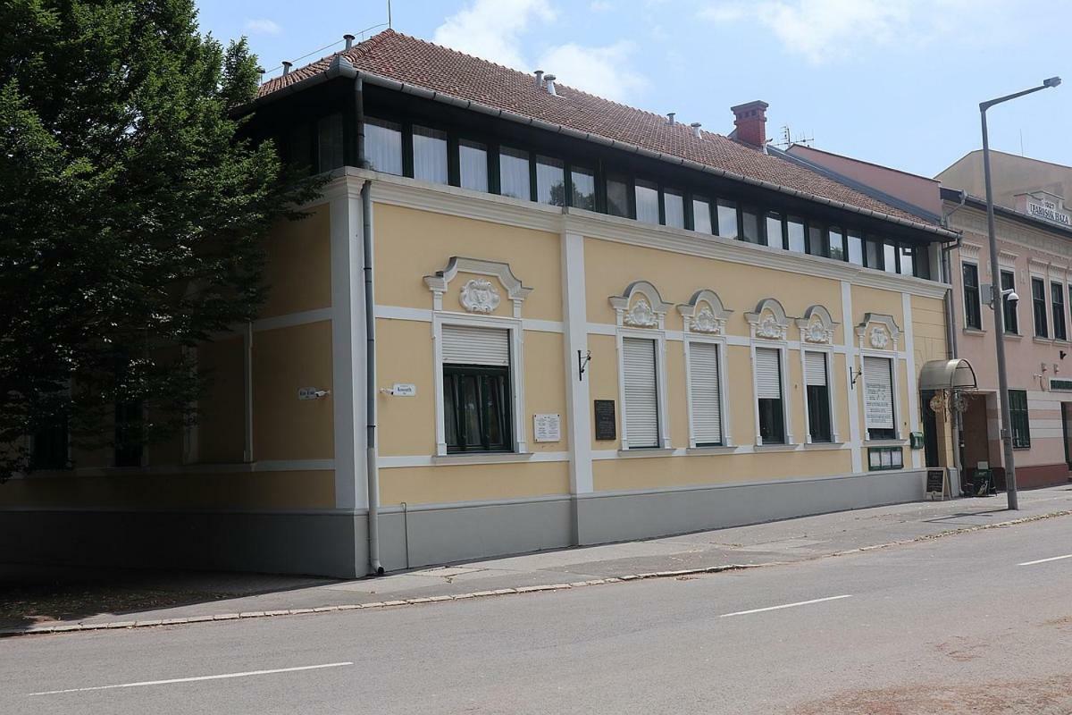 Szlovák Panzió Hotel Bekescsaba Exterior foto